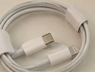 Audifonos recreando AirPods 4ta Generación
