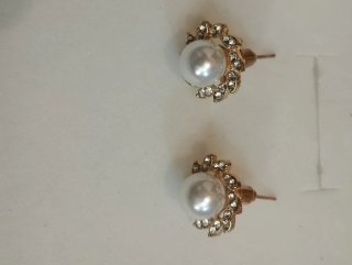 Conjunto de Collar, Pendientes y Anillo