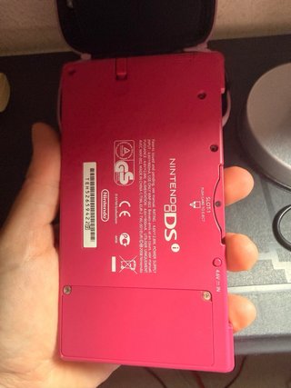 Nintendo DSi Fucsia