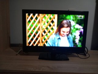 TV LG LED 24"