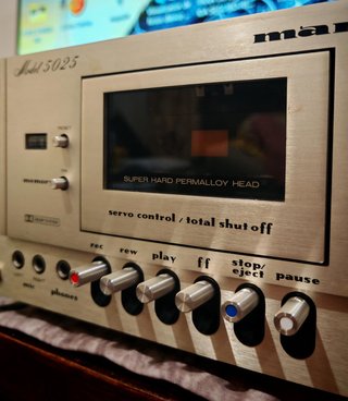 Amplific. Marantz PM7000N + pletina Marantz 5025