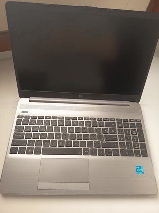 Ordenador portatil HP I3 11th