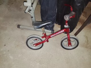 Bicicleta de equilibrio Chicco Red Bullet