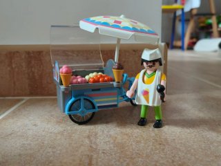 Playmobil Puesto de Helados con muñecos
