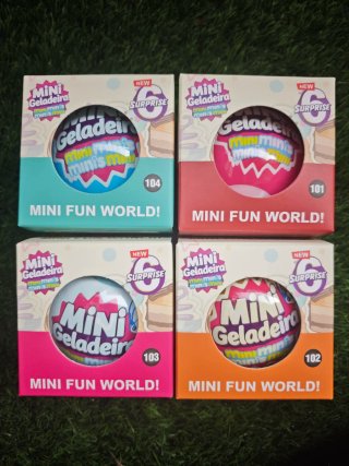 Conjunto de 4 Mini Brands