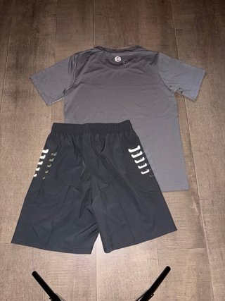 Conjunto deportivo Under Armour