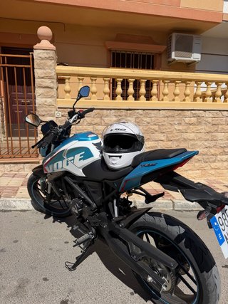 Moto VOGE 125R Naked Azul/Blanco