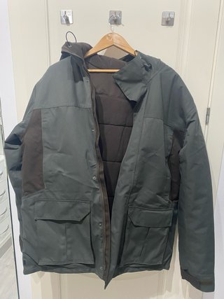 Chaqueta de Caza Verde Oliva marca solognac