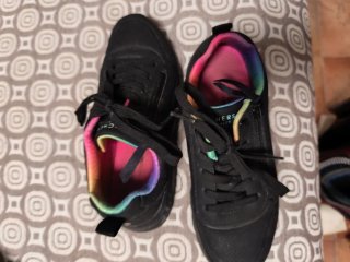 Botines Skechers Negros Talla 36 Muy poco uso