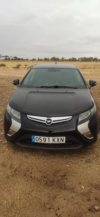 Opel Ampera 2013