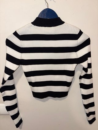Jersey Bershka crop, talla L