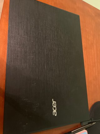 Portátil Acer 224GB SSD + cargador
