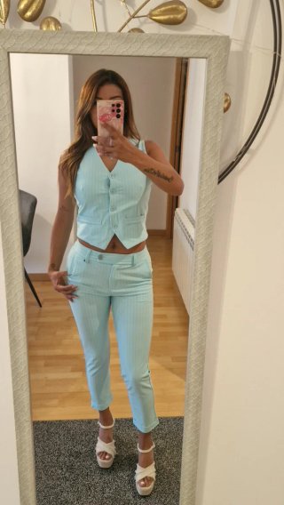 Traje de chaleco y pantalón azul