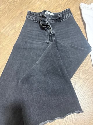 2 Pantalones Vaqueros Anchos ZARA