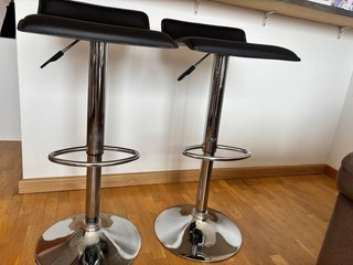 2 Taburetes de Barra Regulables Negro/Plata