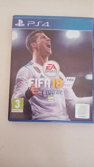 Juegos PS4: FIFA 23, FIFA 18, LEGO Jurassic World,