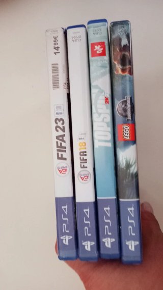 Juegos PS4: FIFA 23, FIFA 18, LEGO Jurassic World,