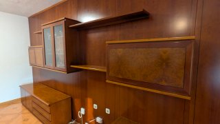 Mueble de pared de madera para salón