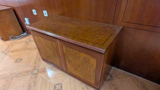 Mueble de pared de madera para salón