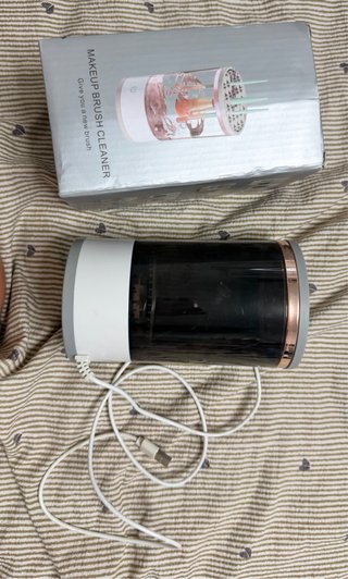 Limpiador de brochas de maquillaje