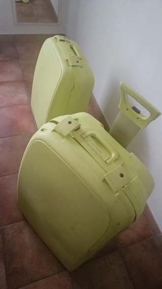 Maleta de Viaje Rígida Amarilla