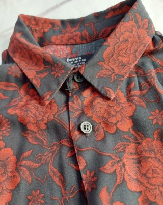 Camisa Estampada Bershka Special Edition