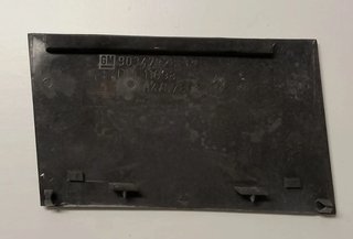 Tapa Gancho Delantero Opel Calibra GM90347928