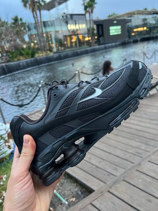 Zapatillas Nike Shox Negras 2