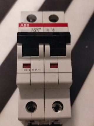 Interruptor Automático ABB S202M,C,40A,AC,10KA.