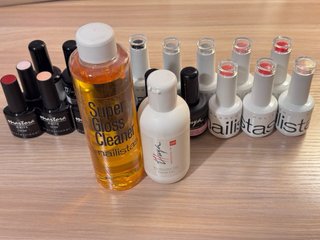Set Lámpara LED para manicura + esmaltes