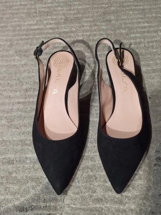 Zapatos de tacón negros talla 39