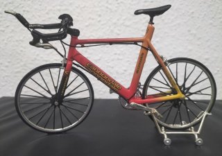 Maqueta Bicicleta Cannondale Multisport 2000