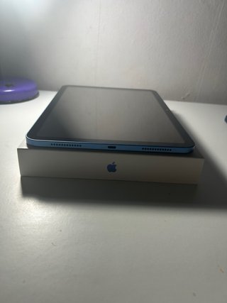 iPad 11a generación Azul con Funda y Lápiz