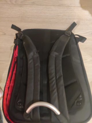 Mochila Mars Gaming Negra y Roja