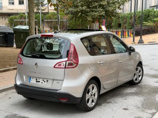 Renault Scenic 2011