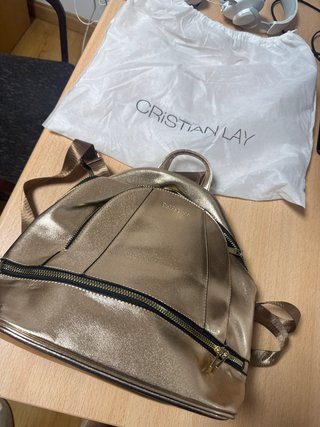 Mochila Cristian Lay Dorada