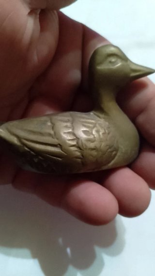 Figura de Pato en Bronce