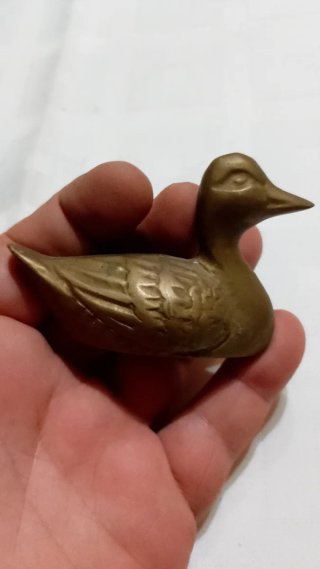 Figura de Pato en Bronce