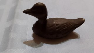 Figura de Pato en Bronce