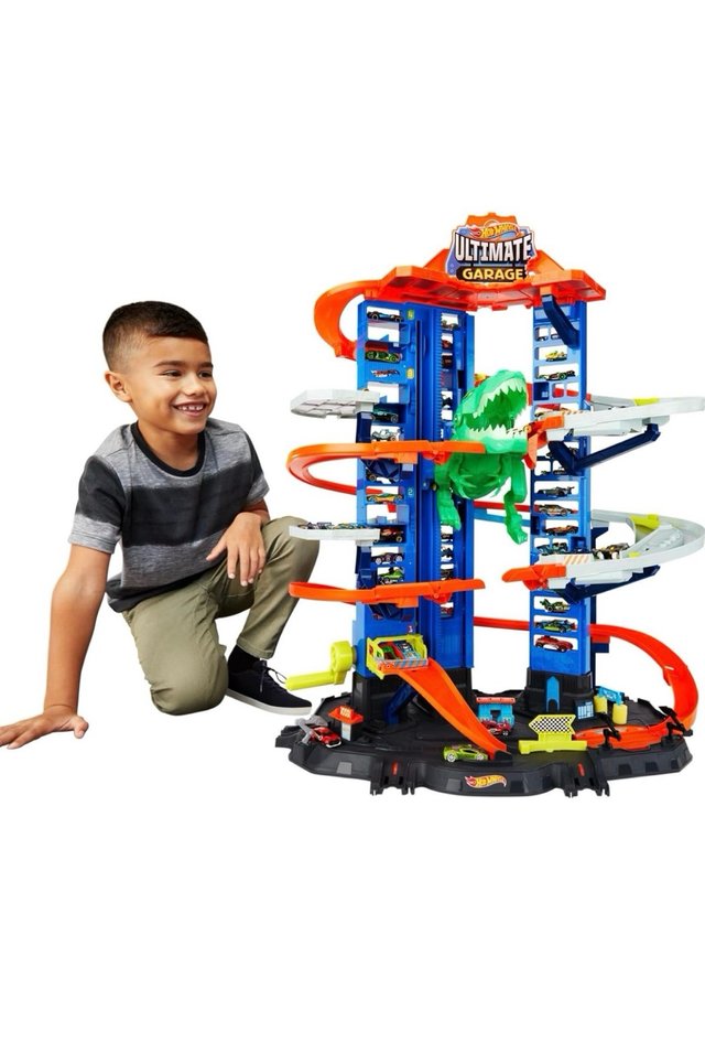 Hot Wheels Ultimate Garaje con T-Rex