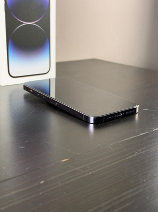 iPhone 14 Pro Max 256GB Morado · 98% - Impoluto