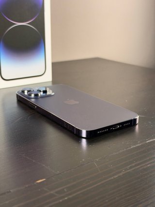 iPhone 14 Pro Max 256GB Morado · 98% - Impoluto