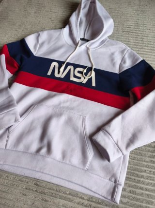 Sudadera NASA con capucha
