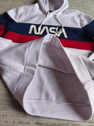 Sudadera NASA con capucha