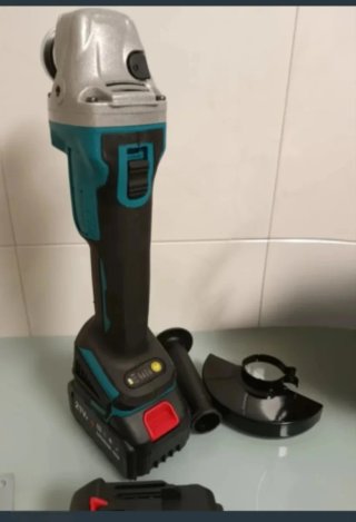 Amoladora Angular Inalámbrica (2 Baterías)
