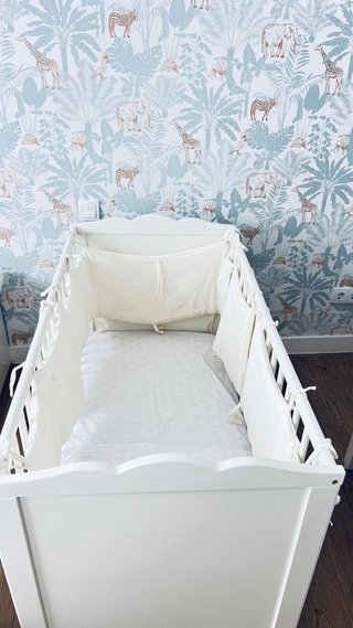 Cuna Ikea Hensvik (colchon y chichonera aparte)
