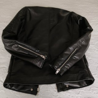 ZARA Cazadora Polipiel