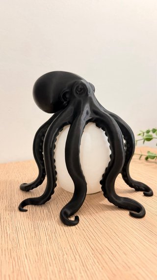 Candeeiro de mesa polvo preto