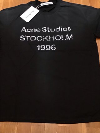 Camiseta Acne Studios Stockholm 1996 Negra Talla M