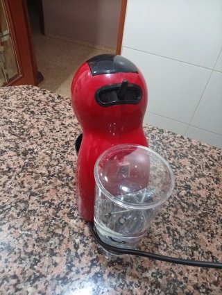 Cafetera Nescafé Dolce Gusto Roja